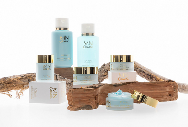 SPEZIAL-SERIE: REINIGUNG 200ml/ TONIC 200ml/ TAGESCREME 50ml/ NACHTCREME 50ml/ EMULSION 50ml/ PACKUNG 50ml